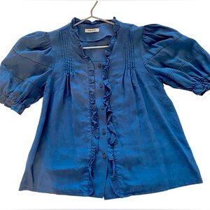 💕2/$25💕 Cotton blend button down blouse M/L